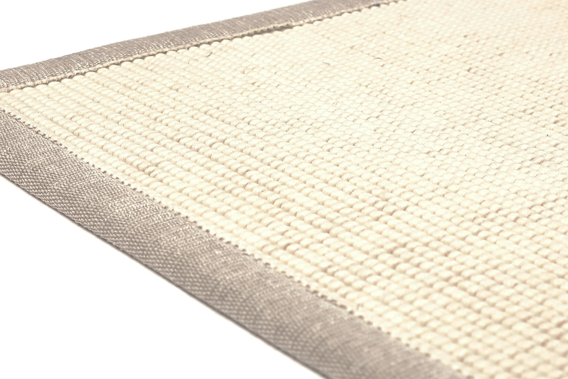 VM Carpet Esmeralda villa-paperinarumatto 80x200cm valkoinen
